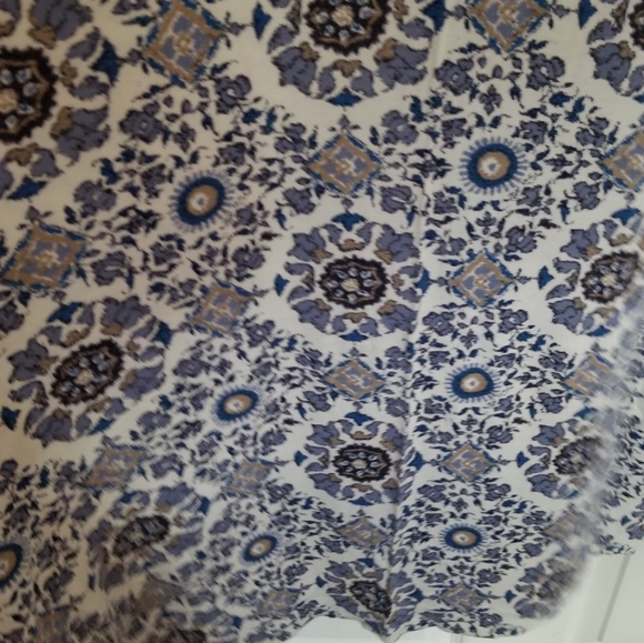 Practically Brand New Max Edition Maxi Skirt Size Large.  Very Gently Used. - Picture 9 of 13